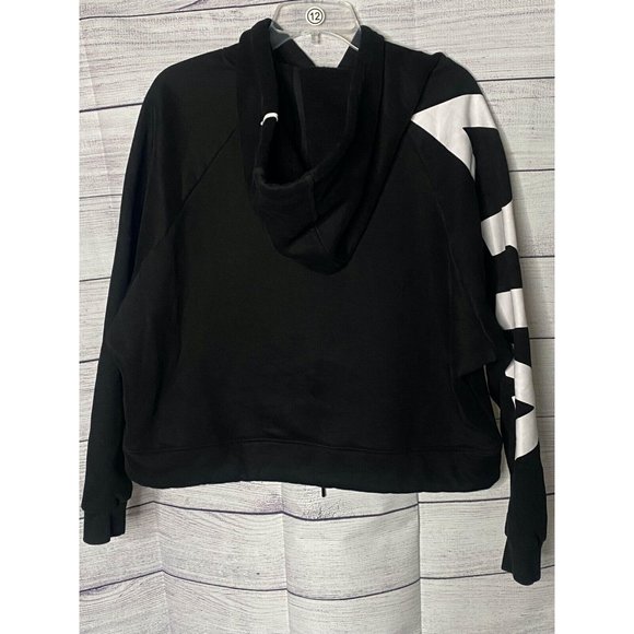 ZYIA women's Black Crop Sweatshirt Size XXL - 2XL with large logo on sleeve - Picture 2 of 6